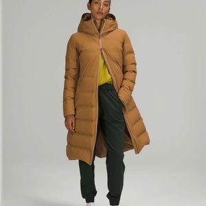 Lululemon Sleet Street Long Jacket
Bold Beige size 10 L